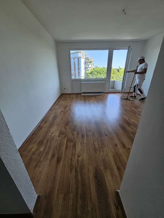 Schöne 30 m² 1-Zimmer Wohnung mit Balkon und Stellplatz – Bild 1